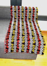 Plaid Africa a liane sur fond triangulaire noir et blanc