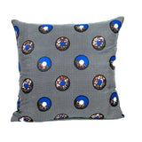 Housse de coussin Africa à rond bi-colore bleu et marron sur fond gris et noir