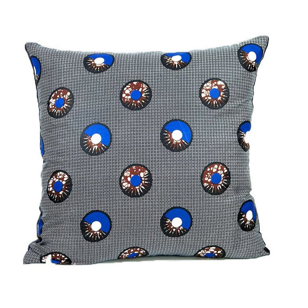 Housse de coussin Africa à rond bi-colore bleu et marron sur fond gris et noir