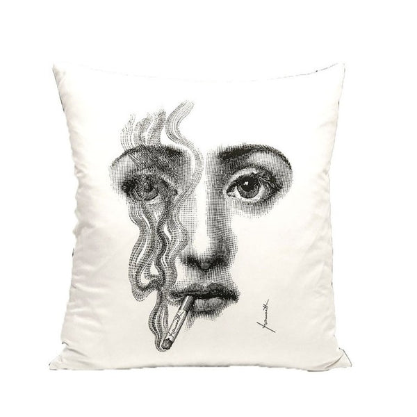 Housse de coussin Face blanc “Qui fume”